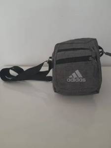 Shoulder Bag Adidas Falsa