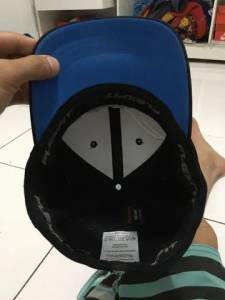 Bon Quiksilver Tamanho P Modelo 2023/2024