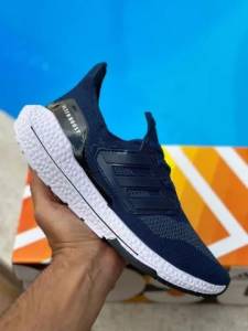 Tnis Adidas Ultraboost