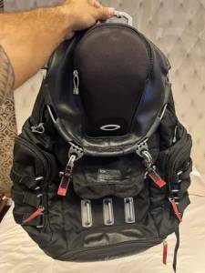 Mochila Oakley Original Tactical. R$500,00.