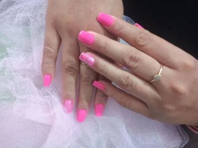 Precisa De Manicure