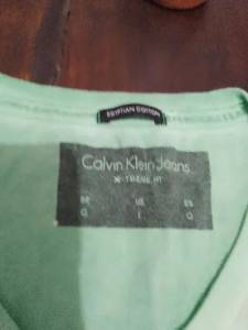 Camiseta Calvin  Klein. G