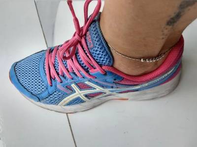 Tnis Feminino Da Asics 36