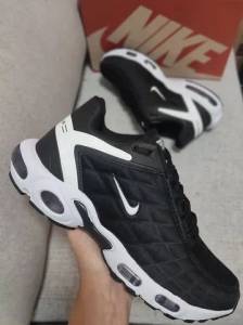 Tnis Nike Tn R$100