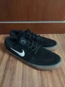 Tenis Nike Janoski