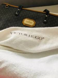 Bolsa De Ombro Victor Hugo