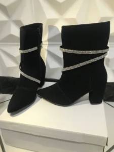 Bota Cano Curto Com Strass Tam 34