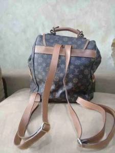 Bolsa Louis Vuitton R