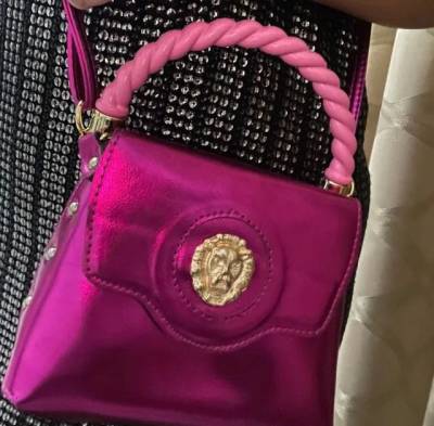 Bolsa Rosa Fivela Leo