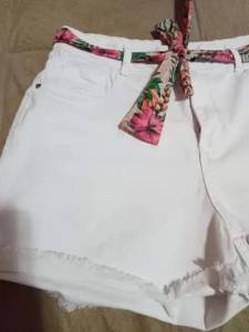 Shortinho Jeans Feminino Branco