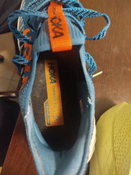 Tnis Hoka Unissex One Carbon X3 Com Placa