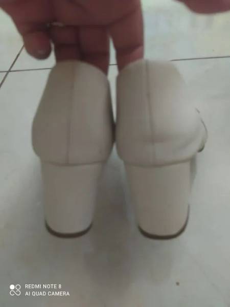 Sapatos De Salto Feminino Branco Off- Gabriela