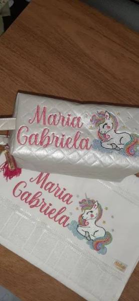 Necessaire Box Bordada Personalizada