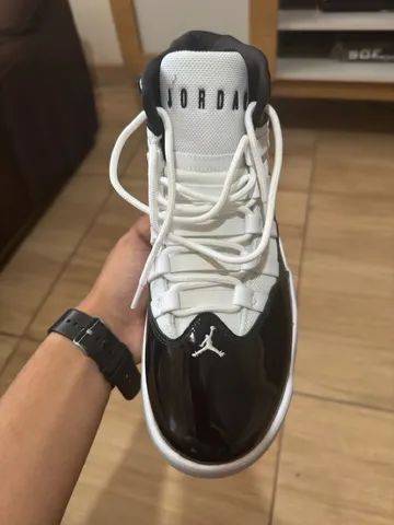 Tenis Jordan Max Aura 2