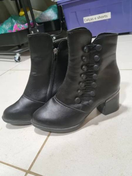 Botas Femininas Preta N34/35