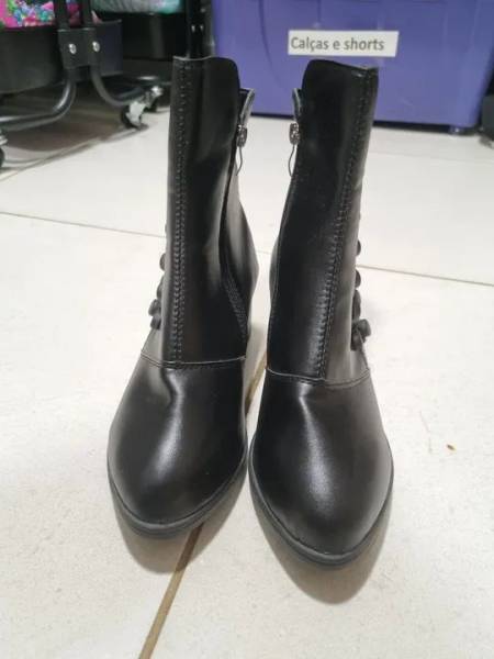 Botas Femininas Preta N34/35