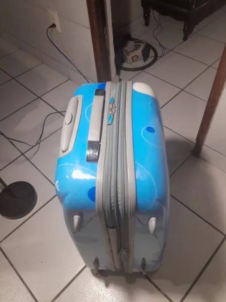 Mala Viagem De Fibra Com 4 Rodinhas