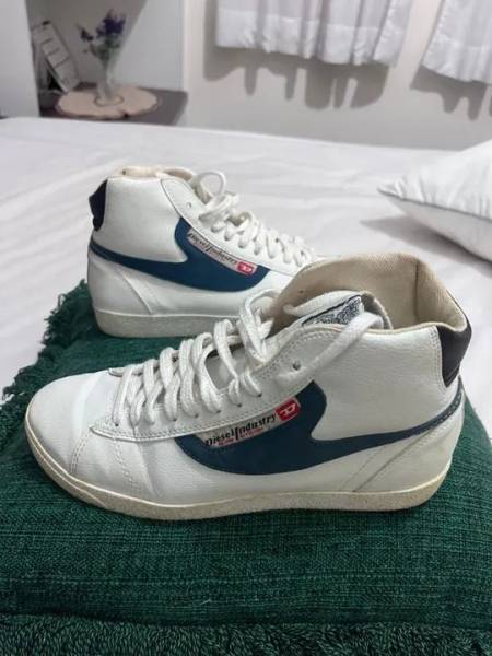 Tenis  Diesel Branco Cano Alto