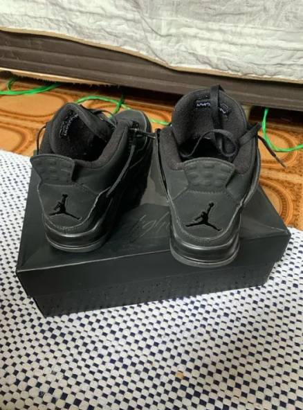 Nike Air Jordan 4 Black Cat