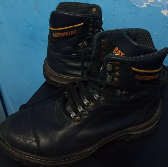 Bota Caterpillar Masculina - Tamanho 41