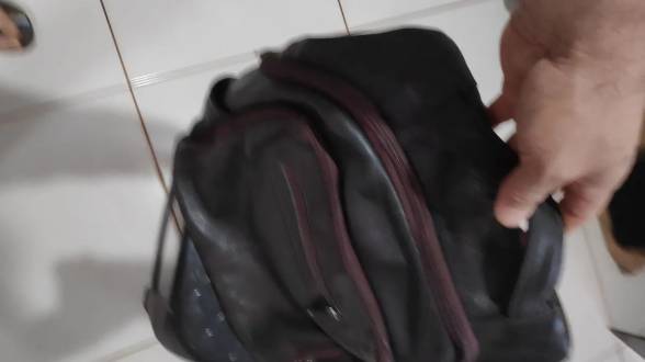 Mochila Hoover  Em Couro Legimeto Semi Nova