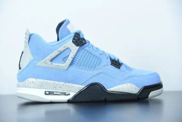 Nike Air Jordan 4 University Blue