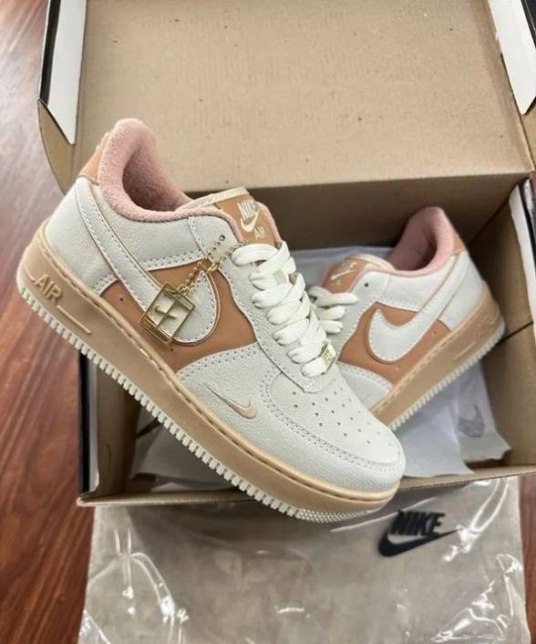 Nike Air Force 1 Low