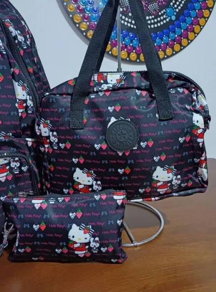 Kit De Bolsas Hello Kitty - Mochila, Bolsa E Necessaire