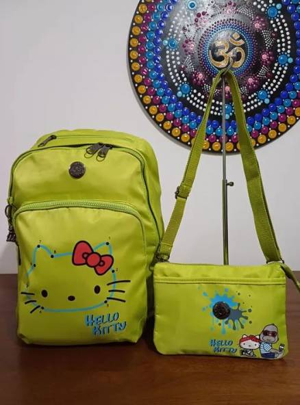 Mochila E Bolsa Hello Kitty Verde