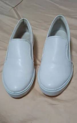 Slip On Branco Tam 37