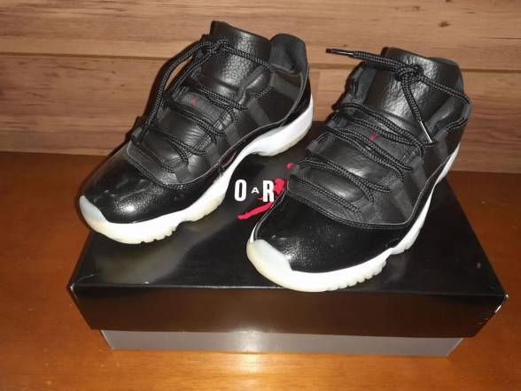 Air Jordan 11 Retro Low